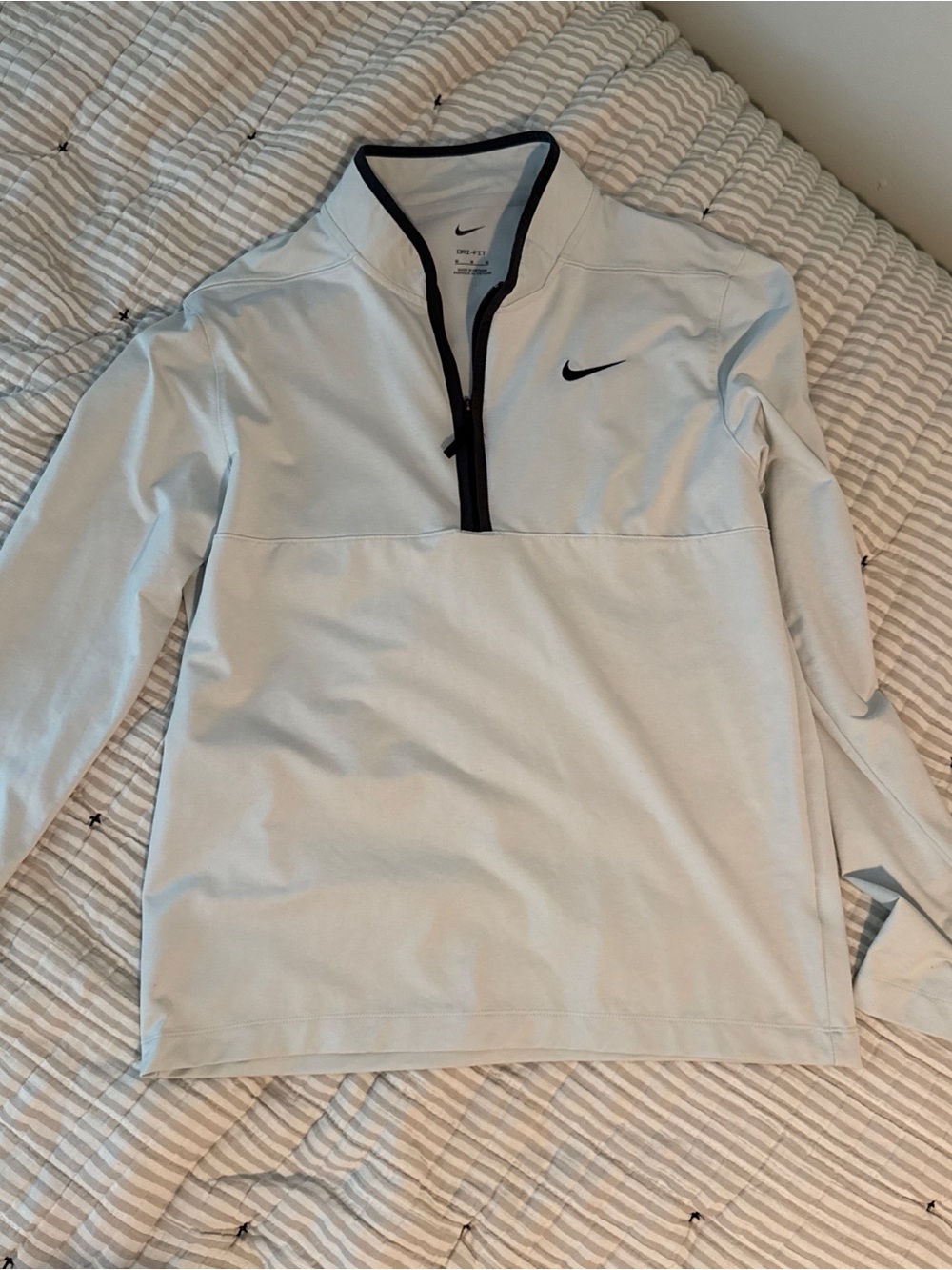 Nike Men’s Light Gray Half-Zip Pullover with Black Trim